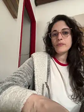Lunaabbey online show from 05/11/26, 05:20