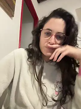 Lunaabbey online show from 05/10/26, 05:00
