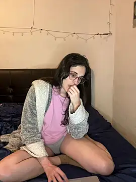 Lunaabbey online show from 02/21/26, 09:28