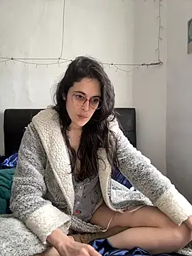 Lunaabbey online show from 03/24/26, 08:14