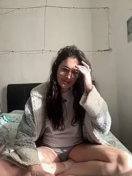 Lunaabbey online show from 03/31/26, 07:21