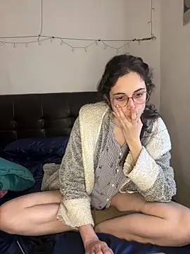 Lunaabbey online show from 03/25/26, 03:33