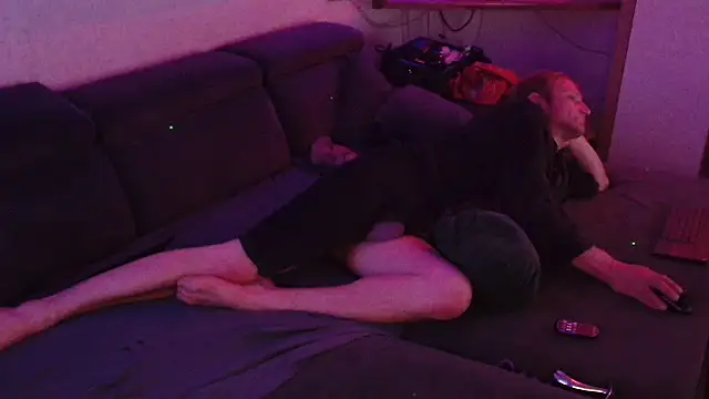 davidgntxxxxx online show from 12/17/25, 08:47