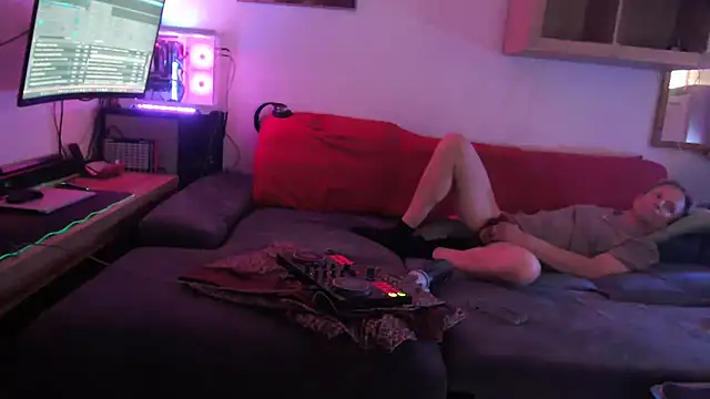 davidgntxxxxx online show from 04/18/26, 10:17