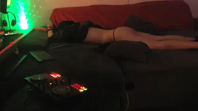 davidgntxxxxx online show from 10/26/25, 06:08