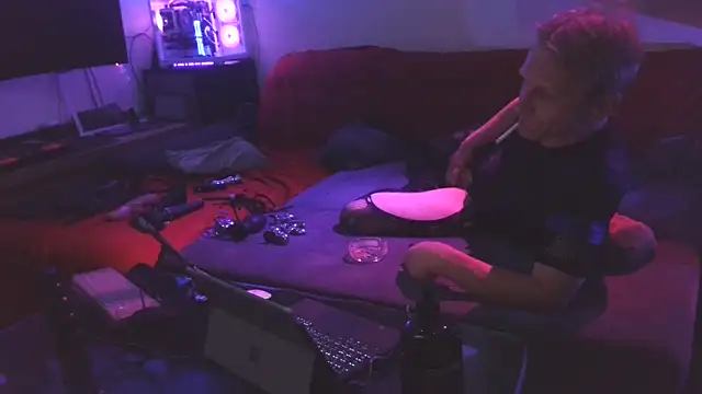 davidgntxxxxx online show from 05/01/26, 09:25