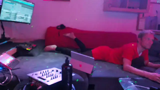 davidgntxxxxx online show from 02/19/26, 07:00