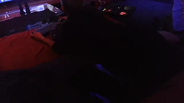 davidgntxxxxx online show from 09/17/25, 04:53