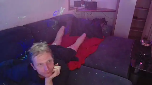 davidgntxxxxx online show from 12/16/25, 06:56