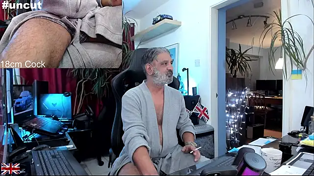 OnlineBossUK online show from 11/01/25, 03:02