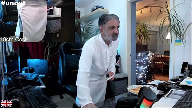 OnlineBossUK online show from 10/20/25, 09:04