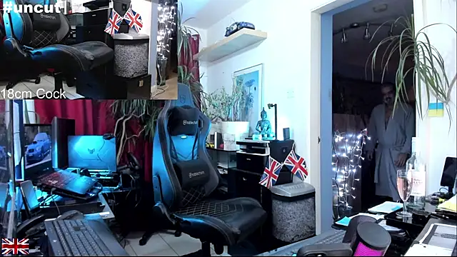 OnlineBossUK online show from 11/02/25, 11:32