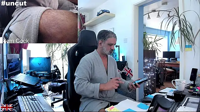 OnlineBossUK online show from 11/02/25, 11:26