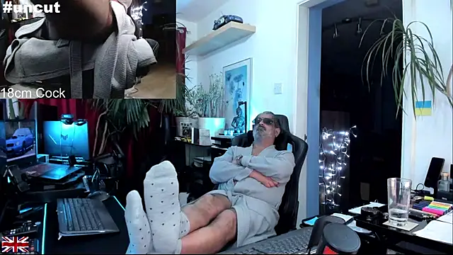 OnlineBossUK online show from 11/07/25, 05:34