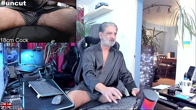 OnlineBossUK online show from 11/30/25, 03:07