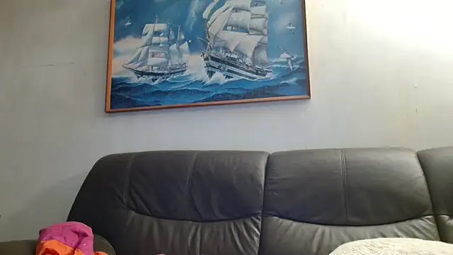 Snapshot of cloupefun chatting on 02/18/26, 07:06 cloupefun online show from 02/18/26, 07:06