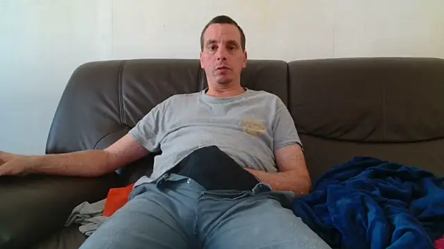 cloupefun online show from 10/06/25, 11:55