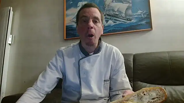 Snapshot of cloupefun chatting on 02/03/26, 06:51 cloupefun online show from 02/03/26, 06:51