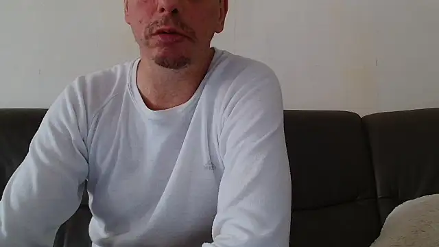 cloupefun online show from 10/21/25, 11:53