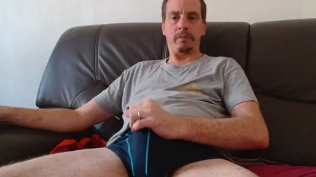 cloupefun online show from 11/04/25, 12:42