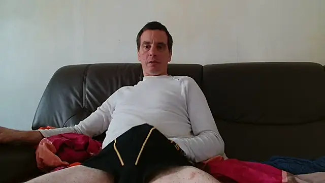 cloupefun online show from 11/12/25, 12:42