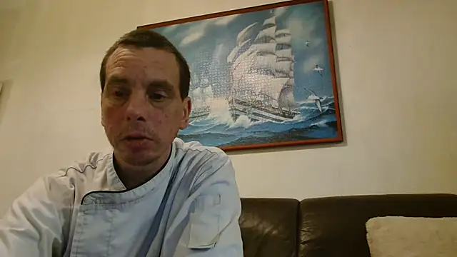 Snapshot of cloupefun chatting on 01/17/26, 05:33 cloupefun online show from 01/17/26, 05:33