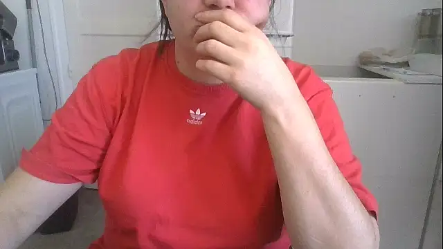Snapshot of Squirtlady38 chatting on 10/16/25, 12:13 Squirtlady38 online show from 10/16/25, 12:13