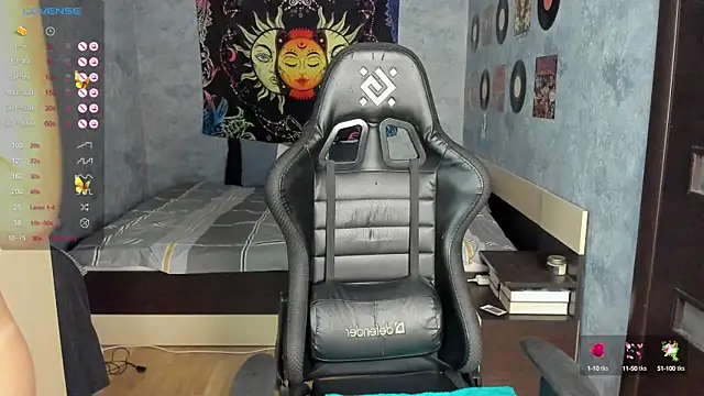 Horny Nikki  online show from 12/28/24, 03:37