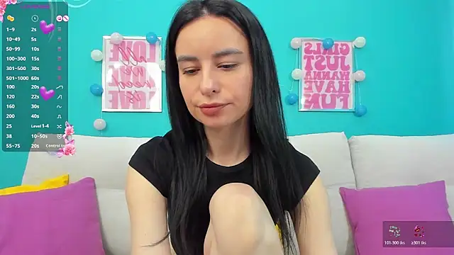 Horny Nikki  online show from 04/06/26, 04:46