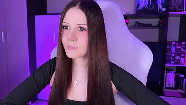 jasminevine online show from 11/07/25, 05:45