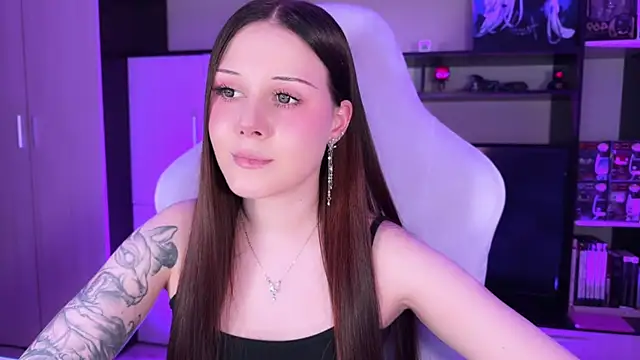 jasminevine online show from 11/09/25, 06:12