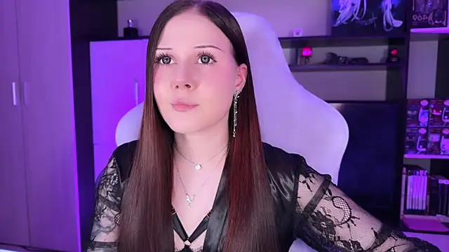 jasminevine online show from 12/05/25, 09:23