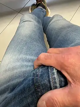 buodiculo online show from 03/21/25, 04:51