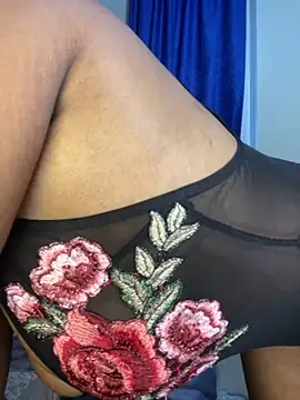 bigbooobs3 online show from 10/28/25, 06:01