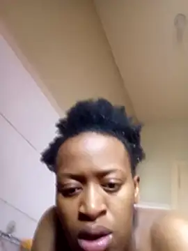 Snapshot of COOKIECANDY chatting on 10/29/25, 05:28 COOKIECANDY online show from 10/29/25, 05:28