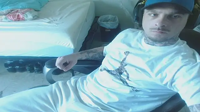 Snapshot of DADDY_KANE8--- chatting on 06/12/26, 03:43 DADDY KANE8--- online show from 06/12/26, 03:43