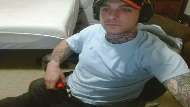 Snapshot of DADDY_KANE8--- chatting on 07/05/26, 09:10 DADDY KANE8--- online show from 07/05/26, 09:10
