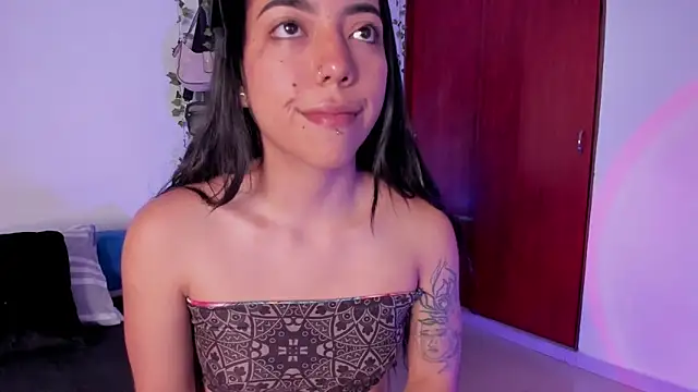 little kayla  online show from 03/28/26, 02:45