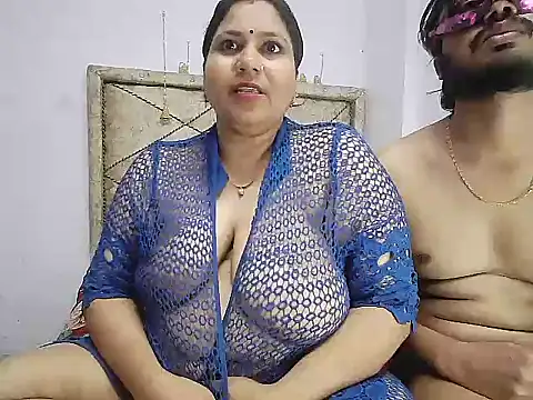 MOM-SUN-COUPLE online show from 03/02/25, 11:19