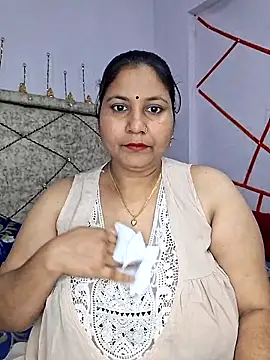 MOM-SUN-COUPLE online show from 02/21/25, 09:34