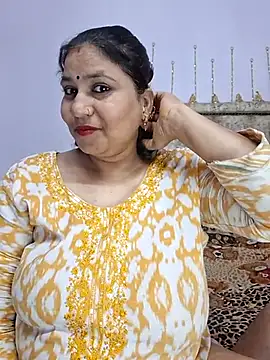 MOM-SUN-COUPLE online show from 03/21/25, 05:23