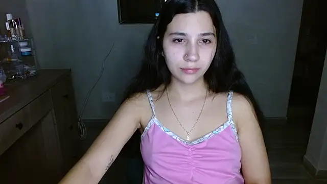 Snapshot of mia__lopez_ chatting on 07/10/26, 04:34 mia lopez online show from 07/10/26, 04:34