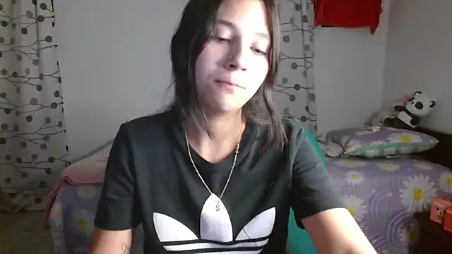 Snapshot of mia__lopez_ chatting on 02/27/25, 12:57 mia lopez online show from 02/27/25, 12:57