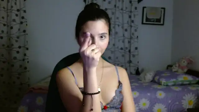 Snapshot of mia__lopez_ chatting on 02/05/25, 02:19 mia lopez online show from 02/05/25, 02:19