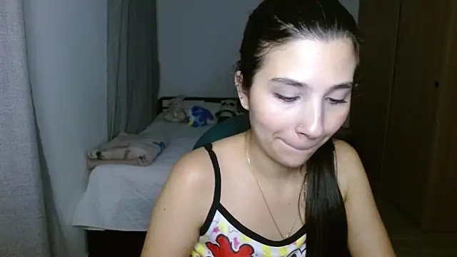 mia  lopez  online show from 10/30/25, 03:27