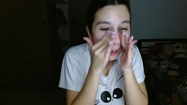 mia  lopez  online show from 05/21/26, 04:21