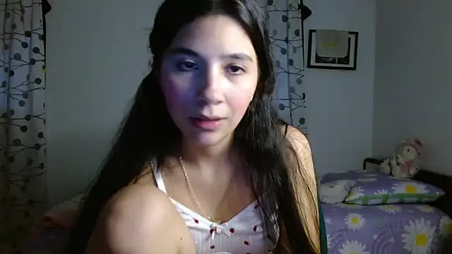 Snapshot of mia__lopez_ chatting on 02/11/25, 11:12 mia lopez online show from 02/11/25, 11:12