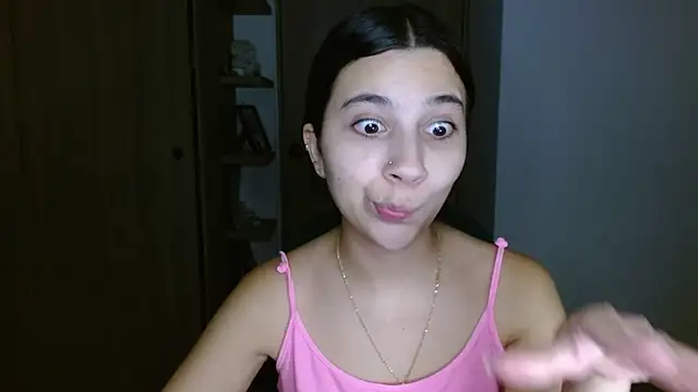 mia  lopez  online show from 05/22/26, 04:10