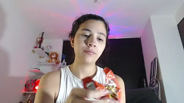 Snapshot of mia__lopez_ chatting on 01/15/25, 05:19 mia lopez online show from 01/15/25, 05:19