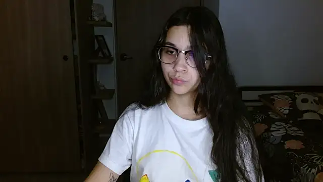 mia  lopez  online show from 05/14/26, 02:52